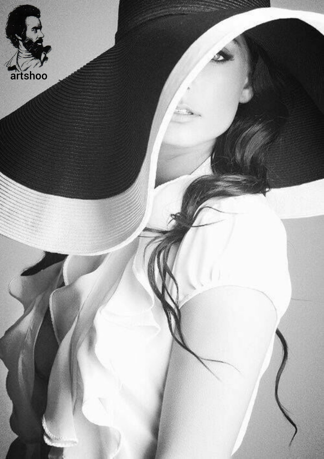 مدل سیاه قلم اورژینال